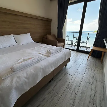 Ξενοδοχείο Kerpe Askoroz 3*