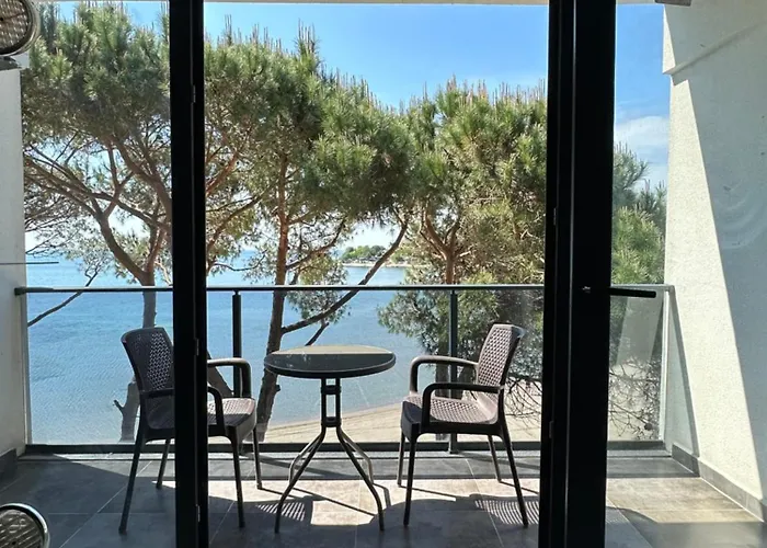 Hotel Kerpe Askoroz Kandira