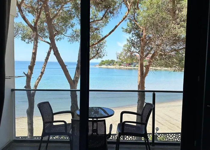 Hotel Kerpe Askoroz Kandira